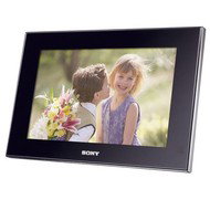 7" LCD SONY DPFV700 Photo Frame - Digital Photo Frame