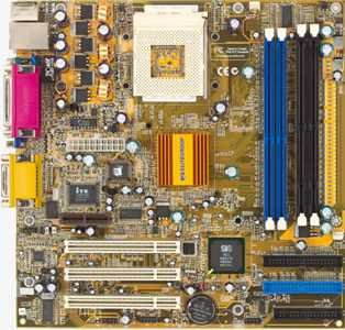 ECS K7SOM (M841LR), SIS 740,  2xSDRAM, 2xDDR, int. VGA, LAN - Motherboard - Main image