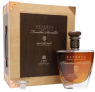 Don Q Reserva De La Familie 20y 0,75l 40% L. E. Wooden box - Rum