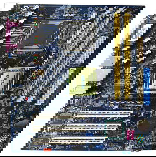 FOXCONN 865G7MC-ES, i865G/ICH5, VGA + AGP x8, DualChannel DDR400, SATA, USB2.0, FW, LAN, mATX, sc775 - Motherboard - Main image