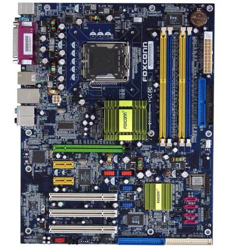 FOXCONN 915P7AC-8EKRS, 915P/ICH6R, PCIe x16, DualChannel DDR400, SATA RAID, FW, USB2.0, GLAN, sc775 - Motherboard - Main image