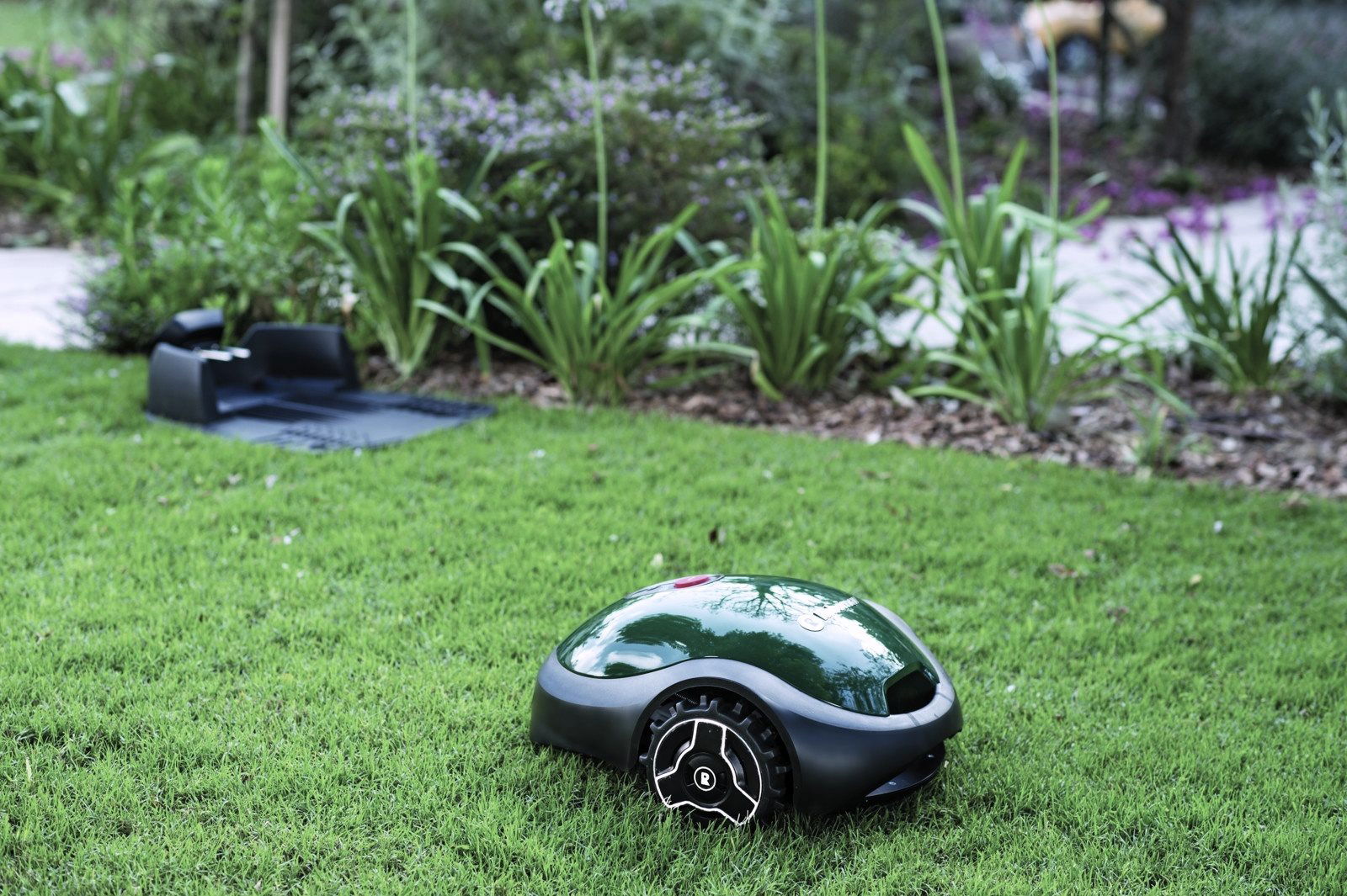 Robomow RX20 Pro Robotic mower Alza.cz