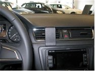 Brodit ProClip Montageplattform für Škoda Rapid 13-15 + Seat Toledo 13-17 - Handyhalterung