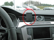 Brodit ProClip Mounting Bracket for Volkswagen Passat 15-18, Alltrack 16-18, Arteon 16-18 - Phone holder
