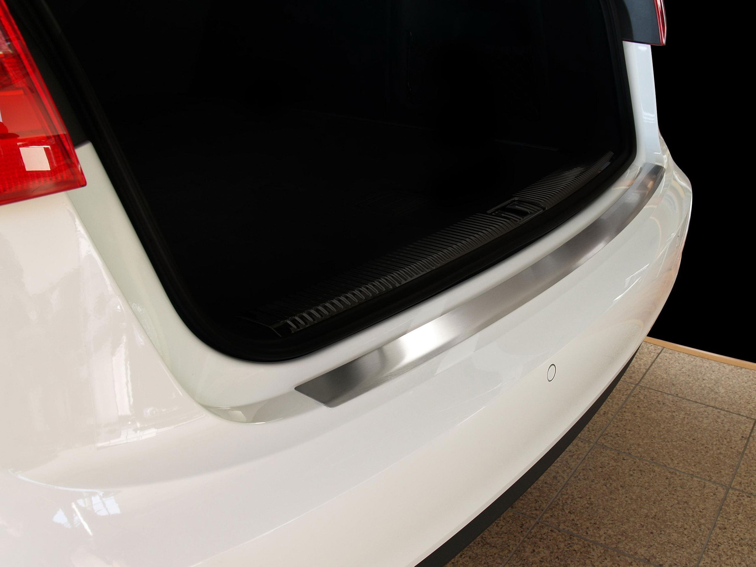 Audi a6 c7 avant deals rear bumper protector