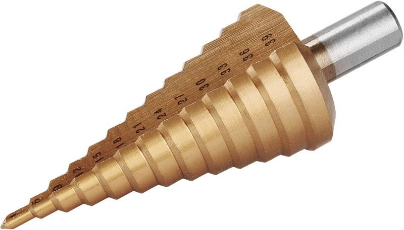 Graduated step drill deals bit