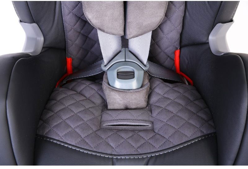 Avionaut ISOFIX GLIDER 2017 ROYAL Black Gray Car Seat Alza.cz