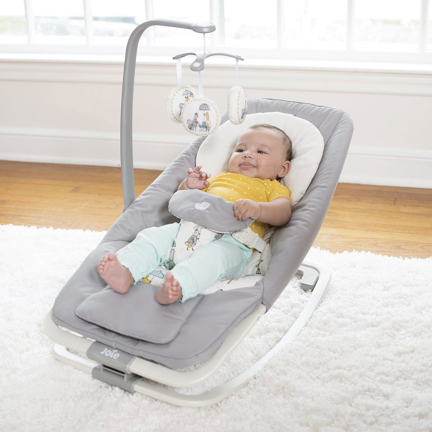 Baby city best sale baby rocker