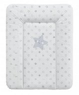 CEBA BABY puhe pelenkázó alátét komódra 50 × 70 cm, szürke csillagok - Pelenkázó alátét