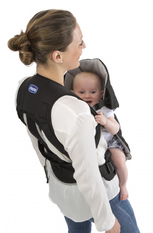 Chicco close to you best sale baby carrier