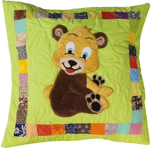 HANDY PETS Patchwork Bear Piglet 44 × 44 cm - Pillowcase - Main image