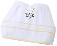 B. E. S. PETROVICE Towel with embroidery Chamomile 50 × 90 cm, white - Towel