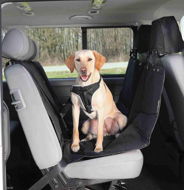 Trixie Autopoťah na zadné sedadlá 145 × 160 cm - Deka pre psa do auta