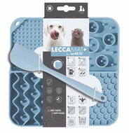 M-Pets LECCAMAT+ licking pad with spoon blue M - Lick Mat