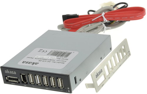 AKASA InterConnect Main image AKASA InterConnect - Front Panel - Main image
