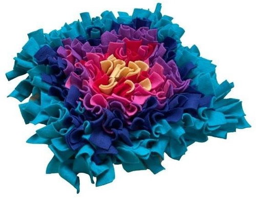 Čmuchacíkoberečky.cz Sniffing rug COLOURFUL TERC 2 Size: 60x50cm - heart shape - Snuffle Mat - Main image