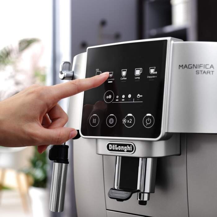 De Longhi Magnifica Start ECAM 220.31.SB Automatic Coffee