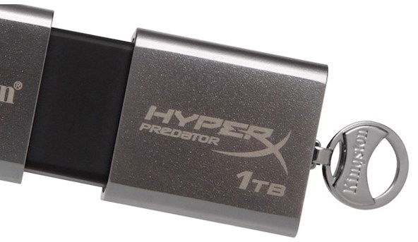 Datatraveler hyperx store predator