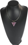 E. L. 15 A Triangle with fixed hinge - Necklace