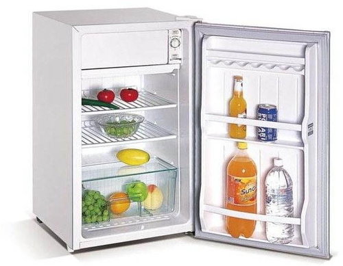 BAUMATIC BF500W - Small Fridge - Main image