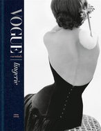Vogue Essentials Lingerie - Kniha