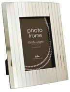 INNOVA Skleněný fotorámeček PIN STRIPE 13 × 18 - Fotorámeček