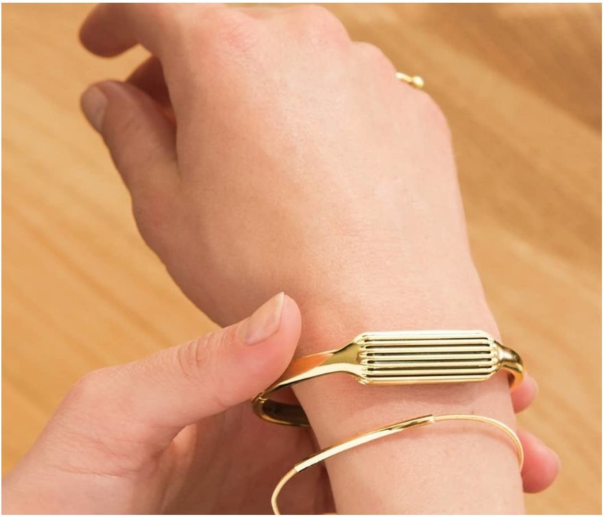 Fitbit bangle 2024