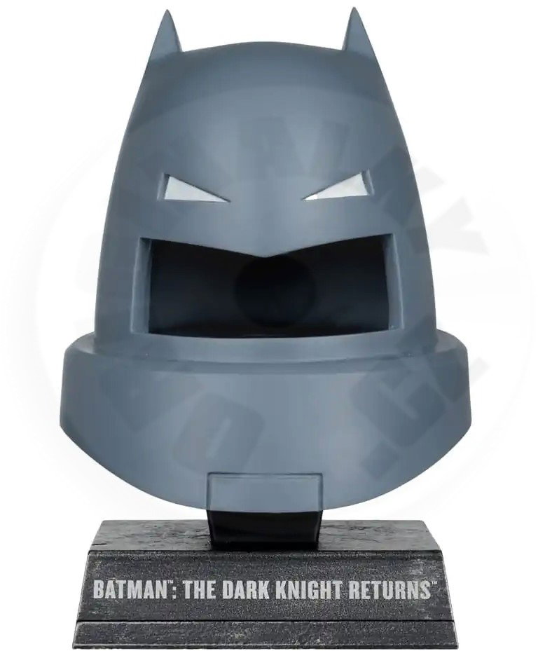 DC - Armored Batman Cowl (Dark Knight Returns)