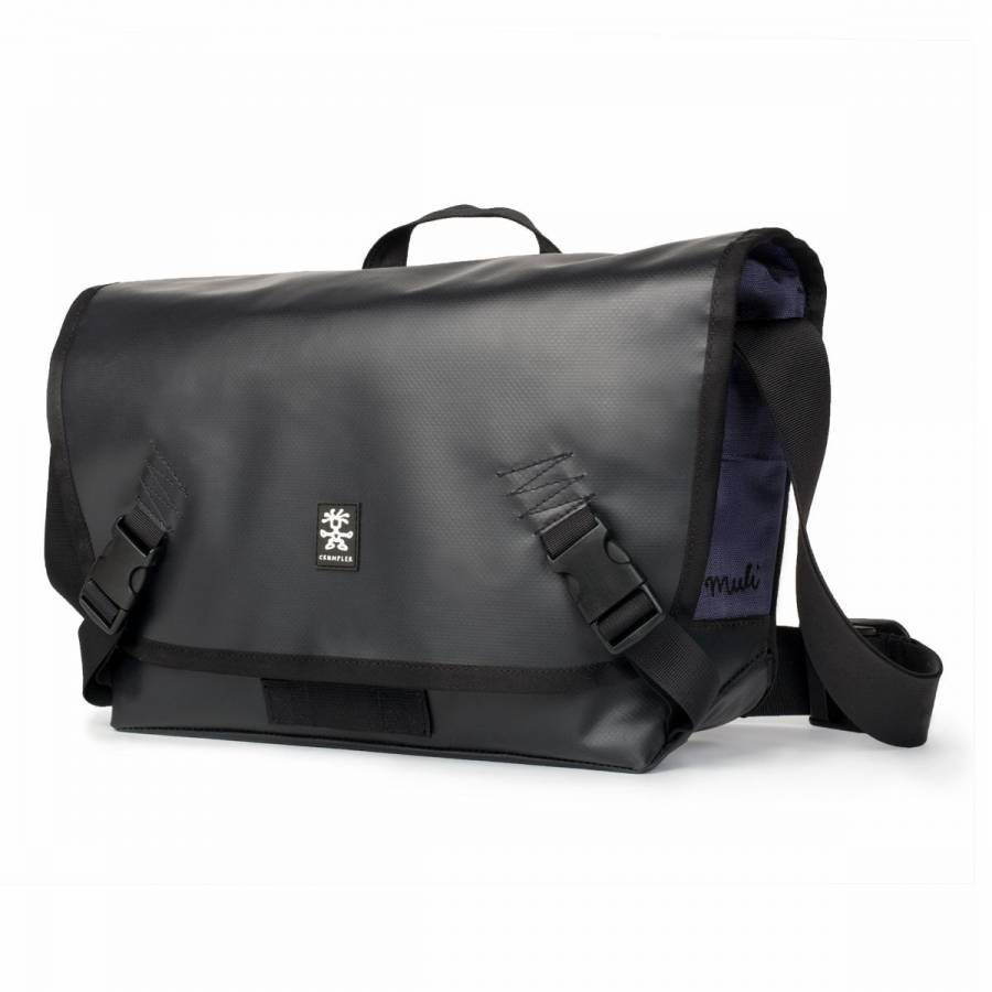 Crumpler muli sales 7500