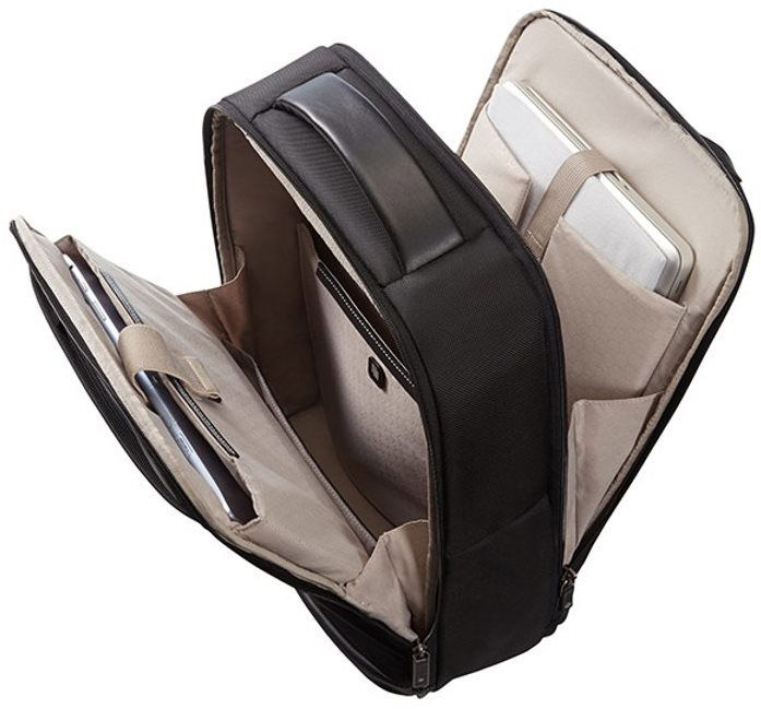 Cityscape hotsell laptop backpack