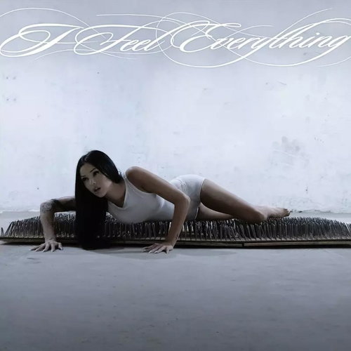 Maggie Lindemann: I Feel Everything Main image Maggie Lindemann: I Feel Everything - Music CD - Main image