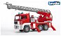Bruder MAN TGA Feuerwehrauto mit versenkbarer Leiter, Pumpe, Lichtern und Sounds - Auto