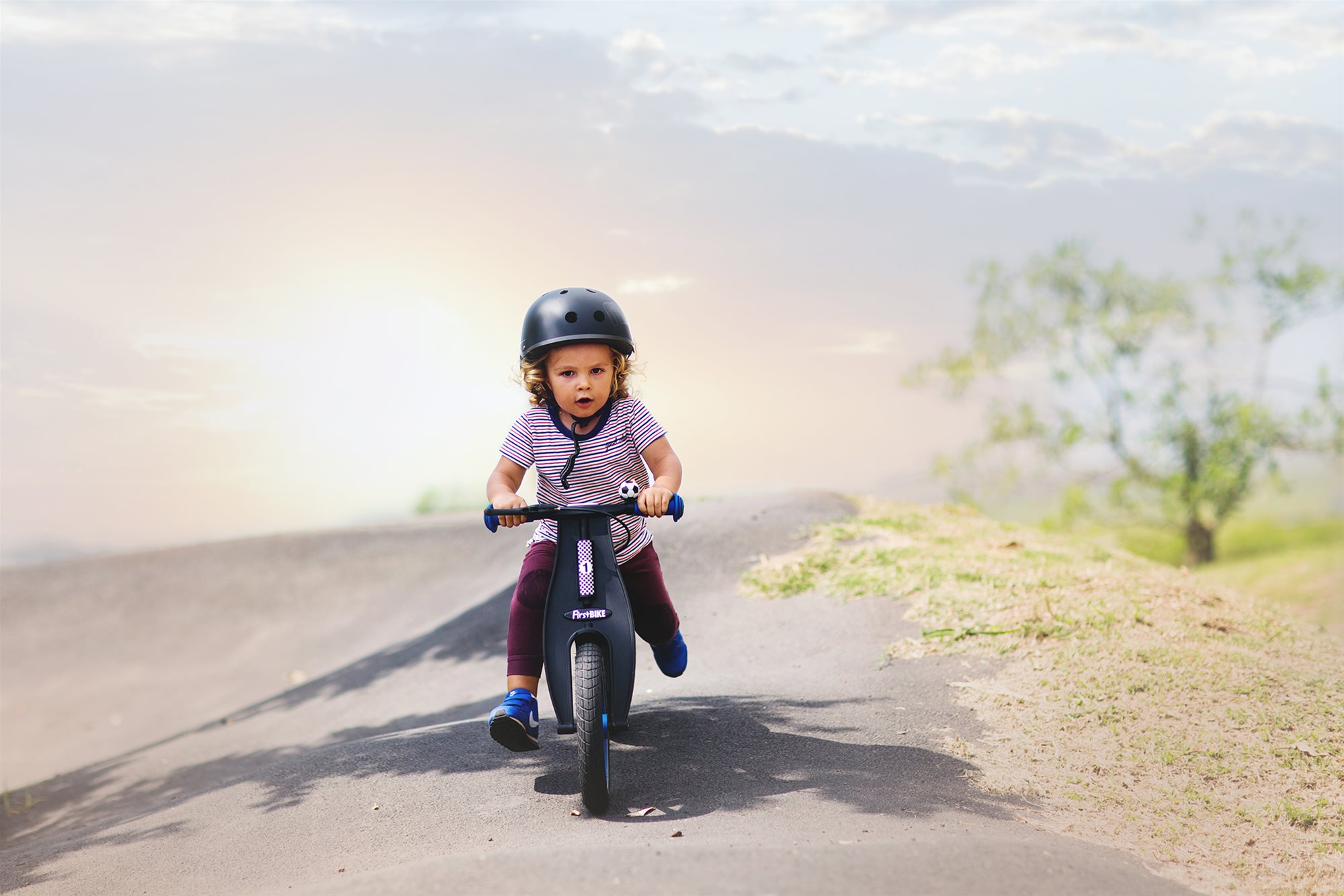 FirstBike Street Light Blue Balance Bike alza.sk