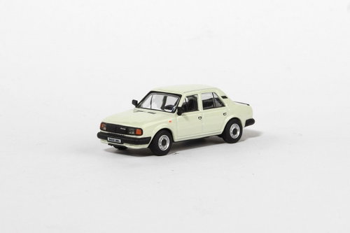 Škoda 120L (1984) 1:72 - Ice White - Toy Car - Main image