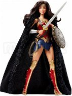 Barbie Wonder Woman Gift Set - Doll