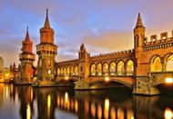 Bluebird Oberbaumbrücke, Berlin, Germany 1000 pieces - Jigsaw Puzzle