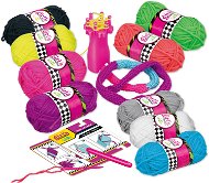 Wiky Knitting scarves with pompoms - Sewing for Kids