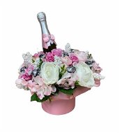 Blumengesteck aus rosafarbenen Ranunkeln mit Lindt-Bonbons und Sekt 35 cm - Geschenkbox