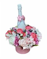 Flower Box Made of Ranunculus Pink Larger With Lindt Candies and Sparkling Wine 47cm - Gift Box