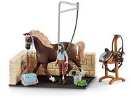 Schleich Club Washing Booth with Accessories 42438 - Figure and Accessory Set