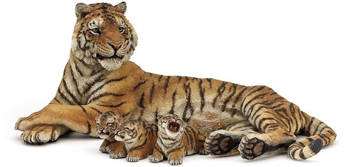 PAPO Lying tigress + 3 cubs - Figure - Main image
