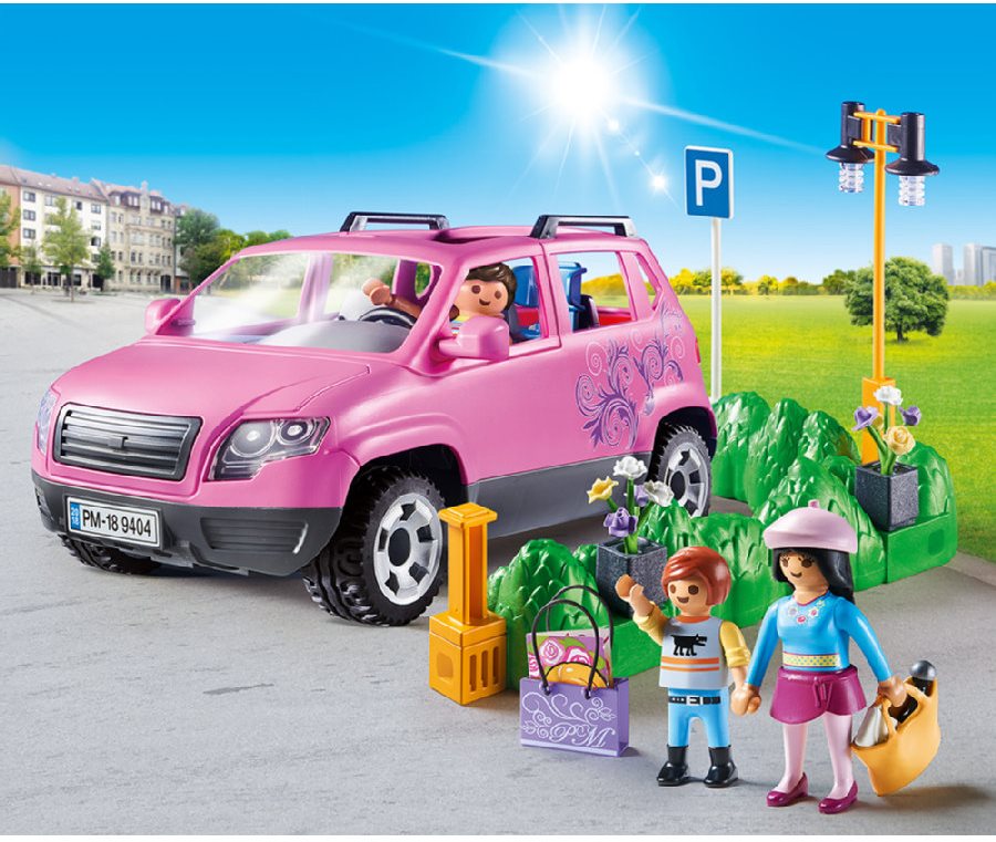 Playmobil 9404 Family Car with Parking Space Building Set alza.sk