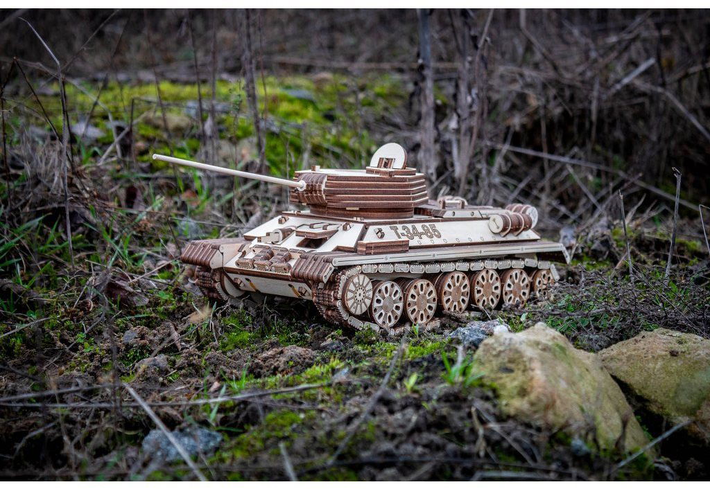 Ewa Eco-Wood-Art Tank T-34-85 - 3D Puzzle | Alza.cz