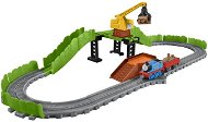 Thomas the Tank Engine - Reg and the scrap yard - Toy Train