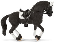 Figurka Schleich Turnajový hřebec Fríského koně 42457 - Figurka