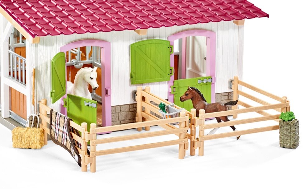 Schleich stable with 2024 horses & accessories