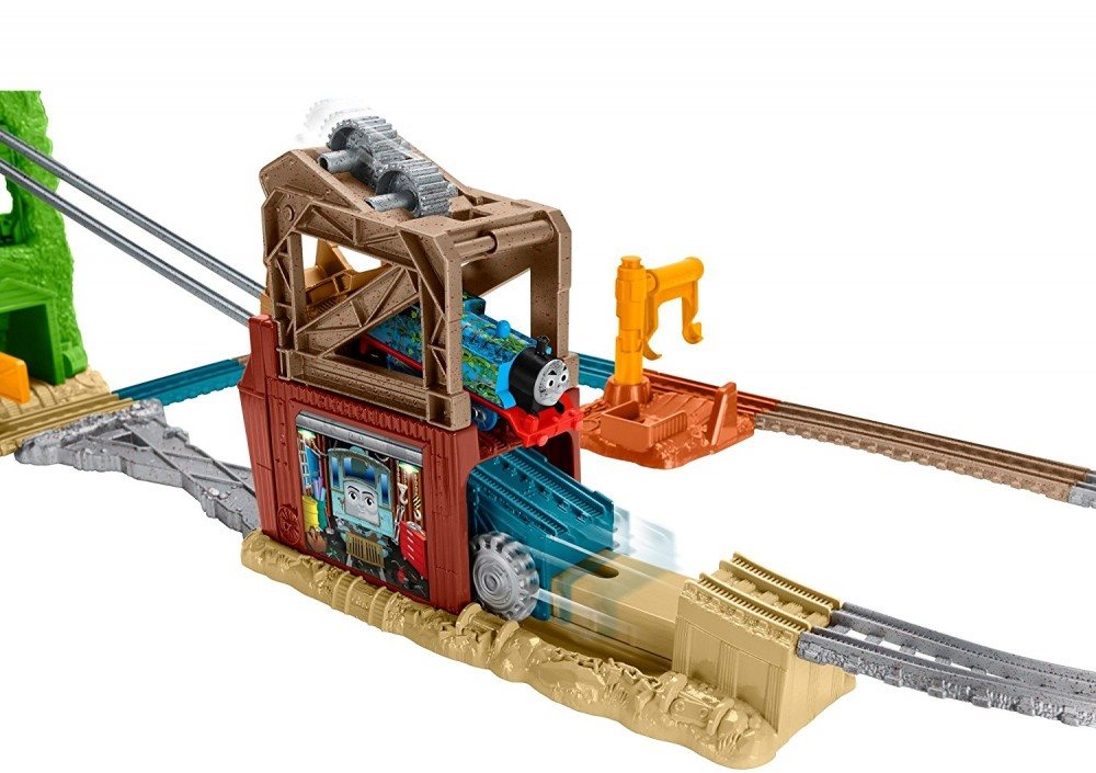 Thomas trackmaster sales scrapyard escape set