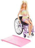 Barbie-Modell auf Rollstuhl in kariertem Jumpsuit - Puppe