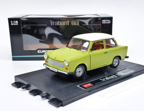 Sun Star Trabant 601, green/white 1:18 - Metal Model - Main image