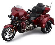 Maisto H-D Trikes 2021 CVO Tri Glide, metál piros - Fém makett